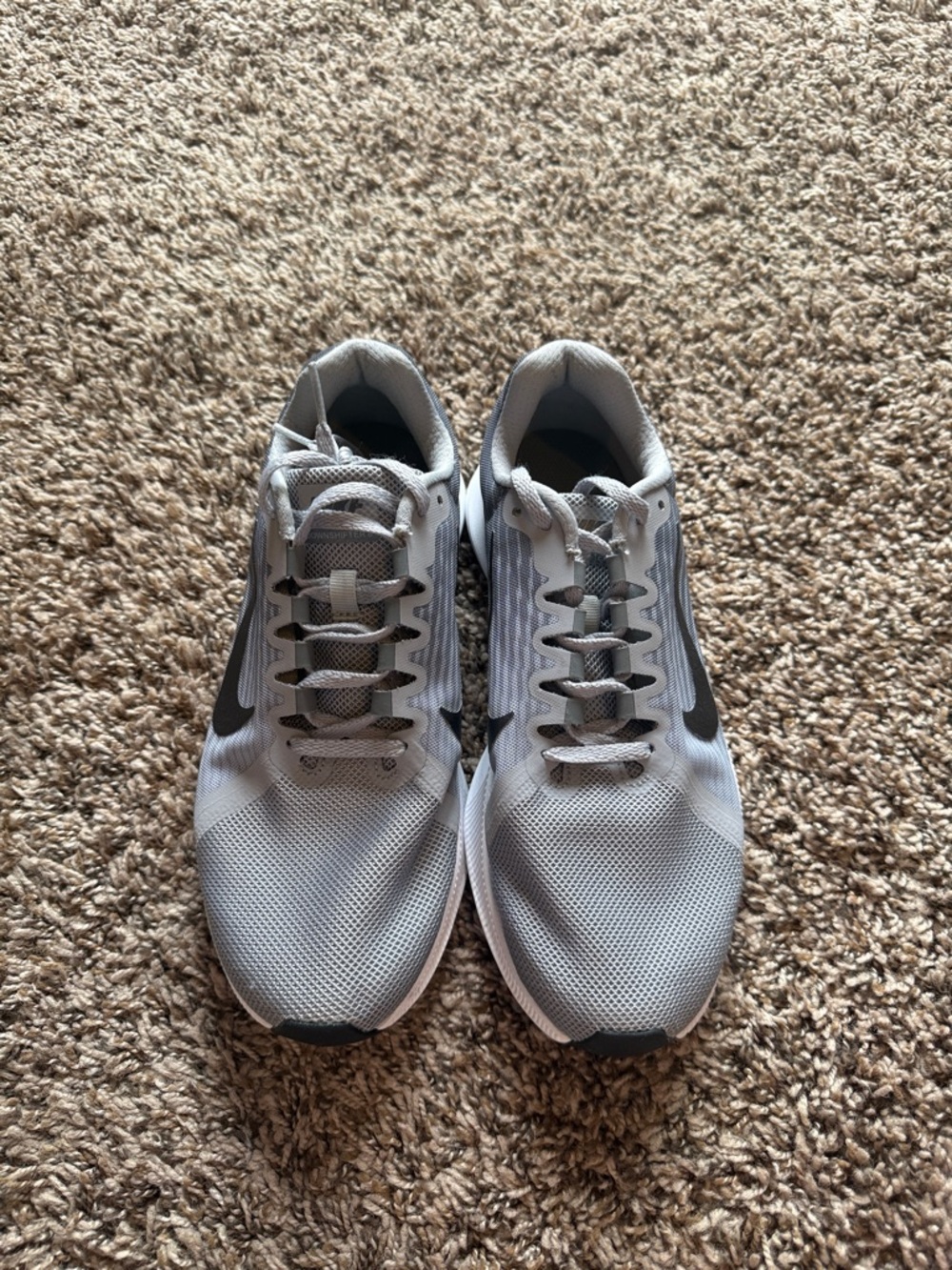 Nike running shoes - Picture 2 of 7